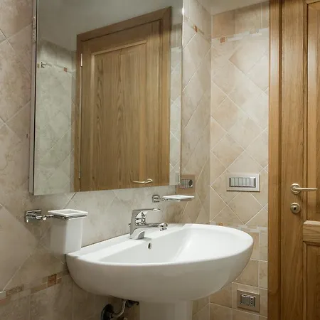 San Niccolo Luxury